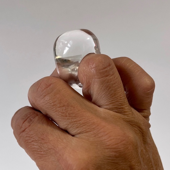 Vintage Lucite Ring Chunky Crystal Bubble Dome Statement Unisex Acrylic Jewelry - Picture 5 of 11